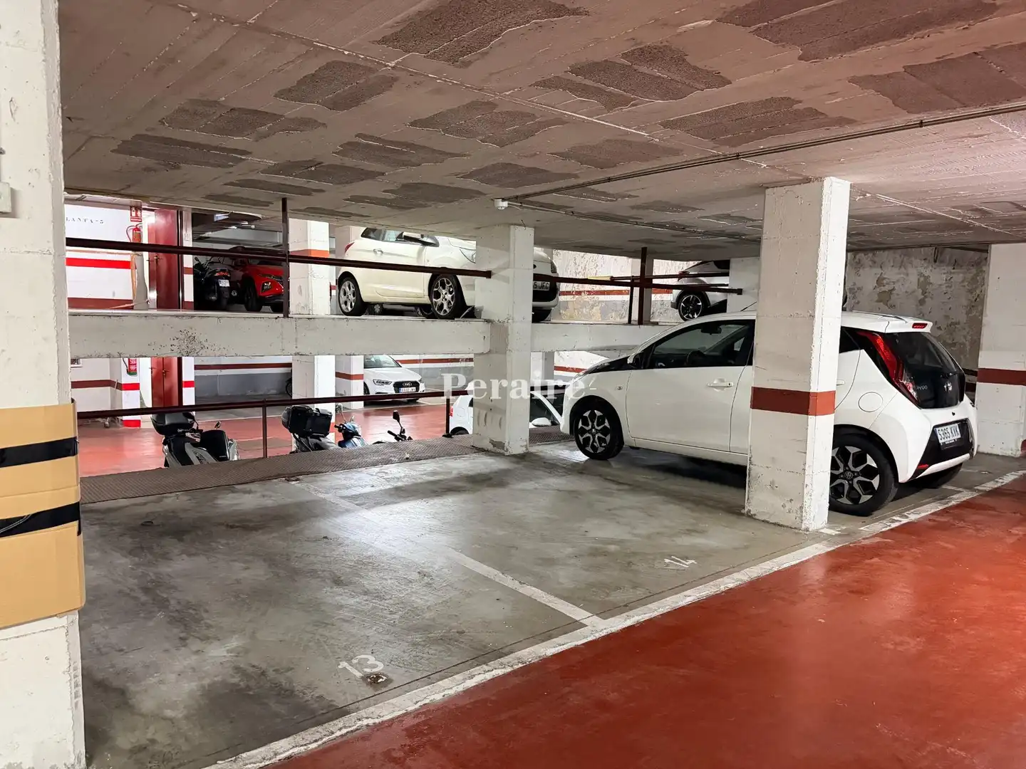 Parkplatz von Garage zur Miete in Barcelona