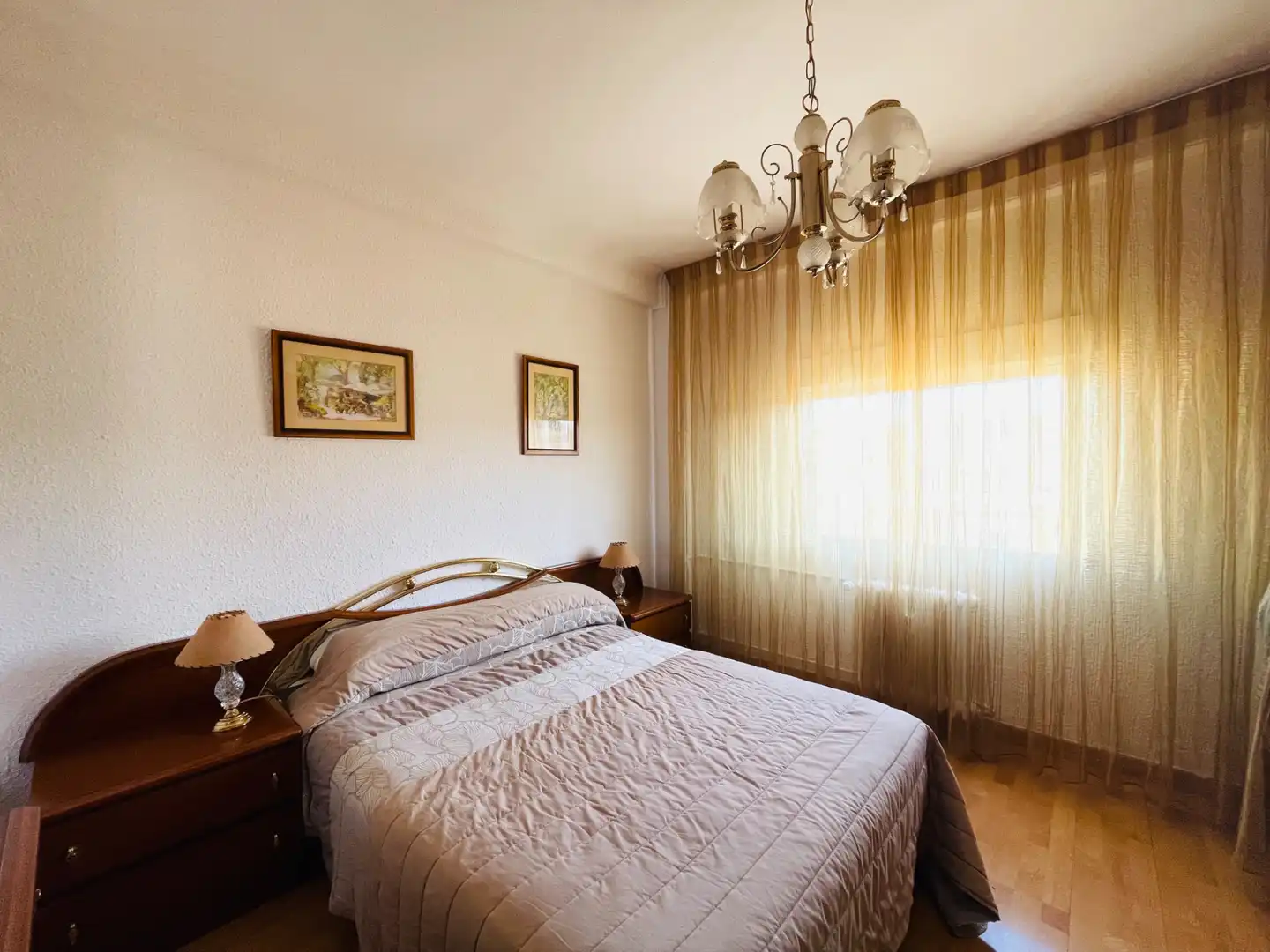 Piso en venta en Calle Cañón de Añisclo, Arrabal