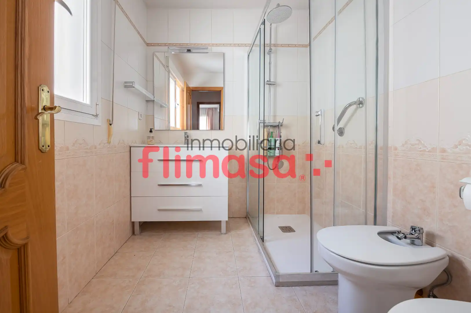 Badezimmer von Wohnung zum Verkauf in Villaviciosa de Odón mit Klimaanlage, Heizung und Terrasse