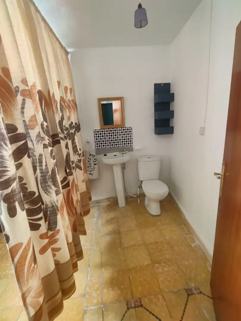 Bany de Casa o xalet en venda en Baza amb Moblat