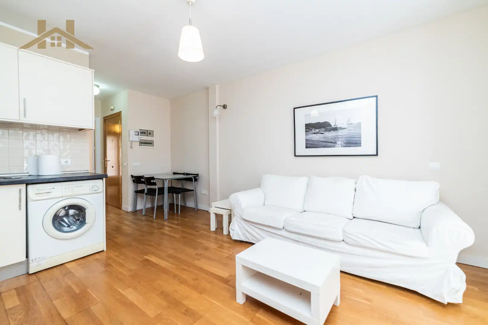 Sala de estar de Piso en venta en San Lorenzo de El Escorial con Calefacción, Amueblado y Balcón