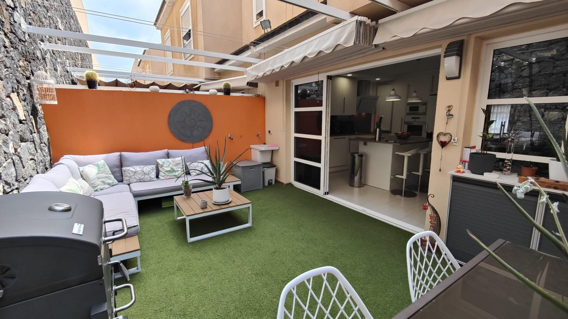 Terrace of Single-family semi-detached for sale in  Santa Cruz de Tenerife Capital  with Terrace
