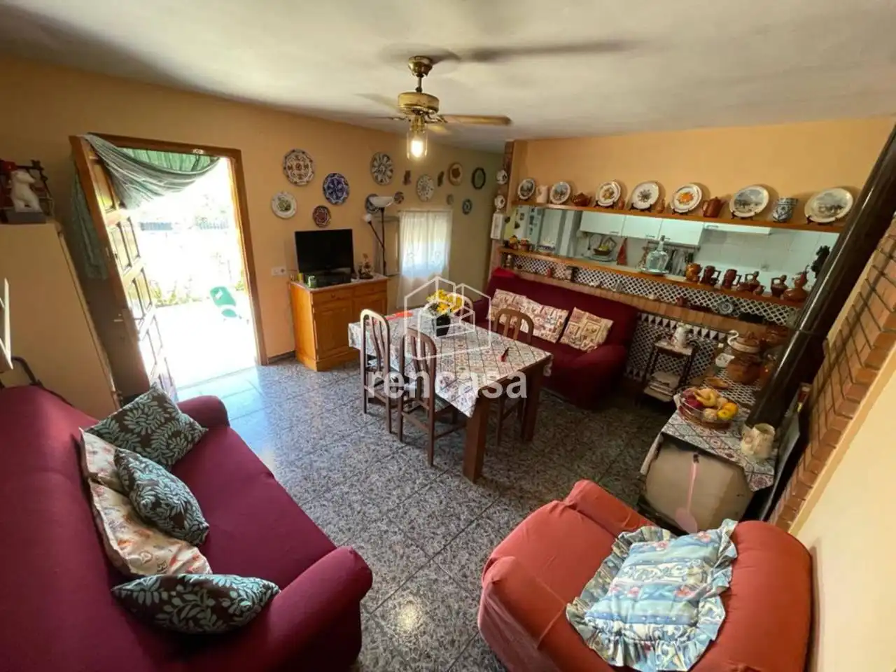 Sala de estar de Casa o chalet en venta en Torres de Segre con Jardín privado, Terraza y Piscina