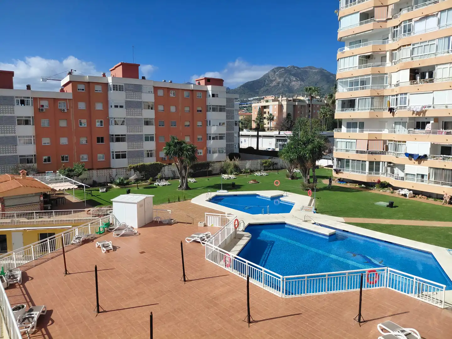 Schwimmbecken von Wohnung zum Verkauf in Benalmádena mit Klimaanlage, Terrasse und Gemeinschaftspool