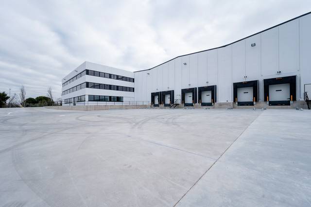 Nave industrial en Alquiler en Calle de Rey Pastor, 19A en Las Dehesillas - Vereda de los Estudiantes