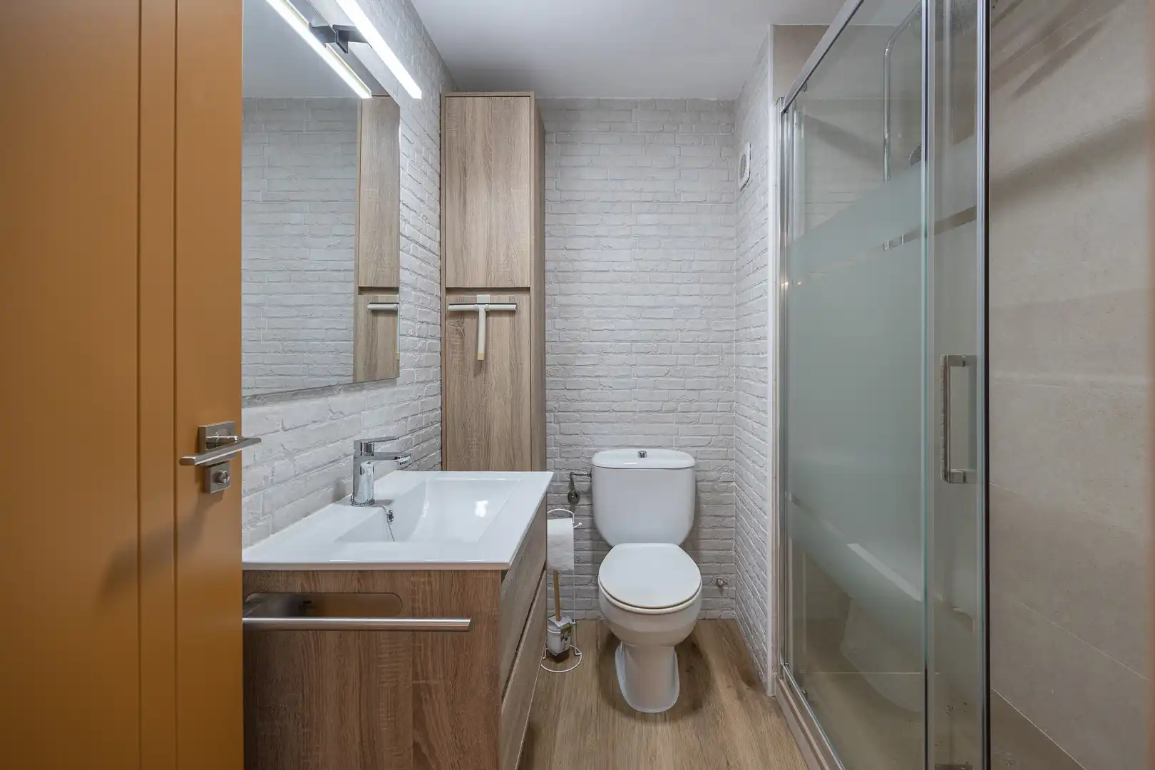 Bany de Apartament en venda en La Nucia amb Traster i Moblat