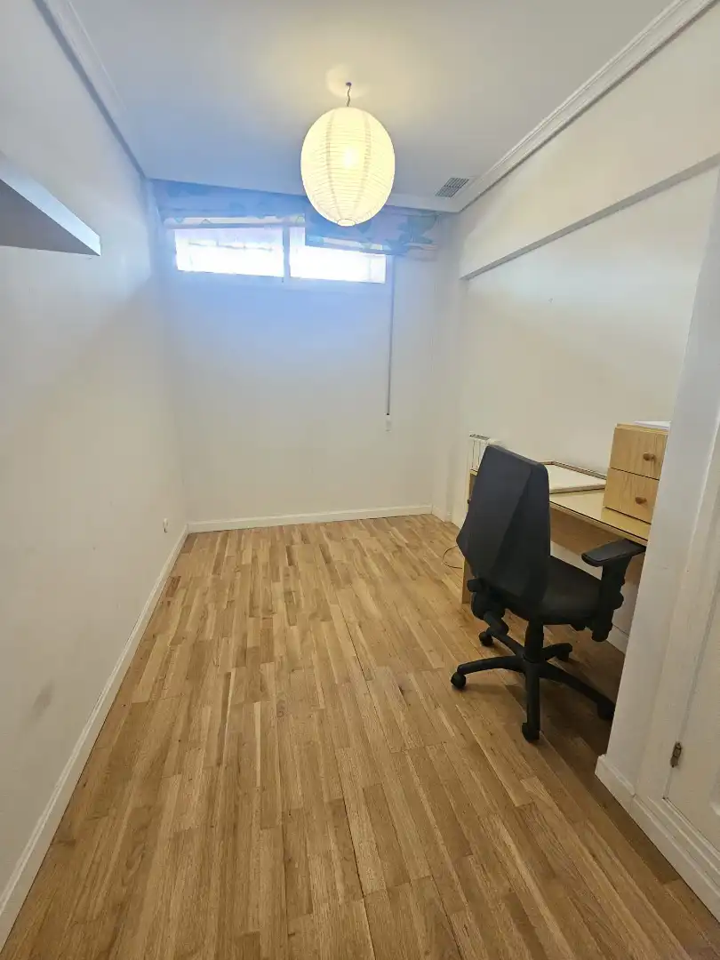 Flat for sale in Alcobendas  with Air Conditioner, Heating and Furnished