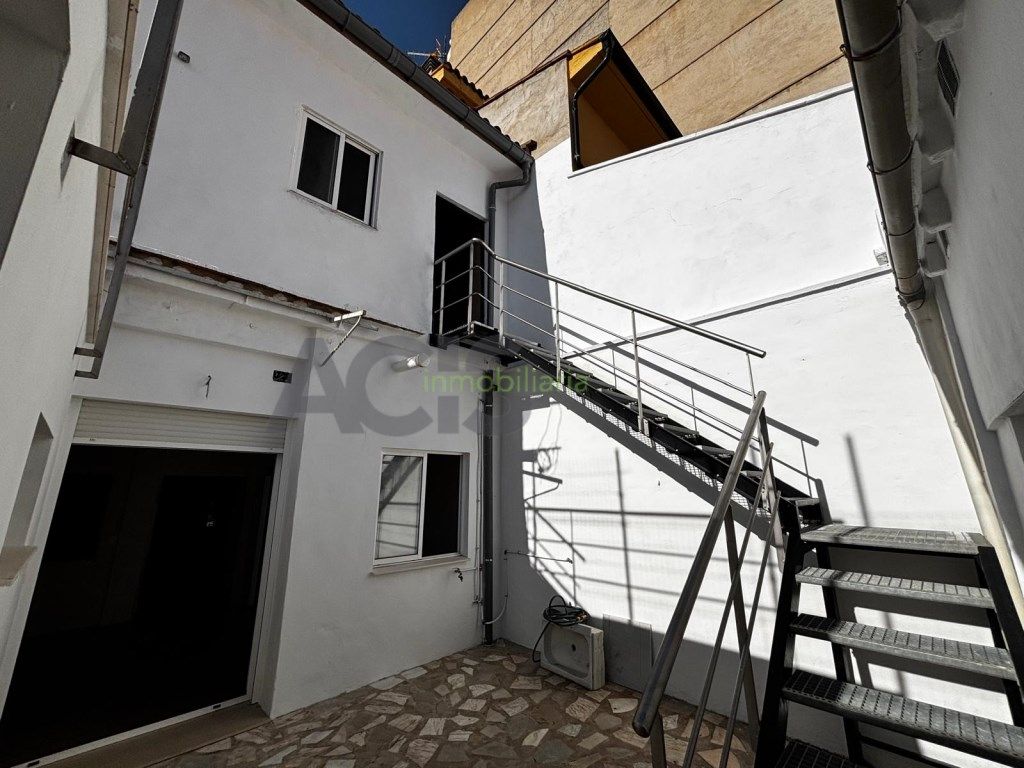 Exterior view of House or chalet for sale in Alginet  with Balcony