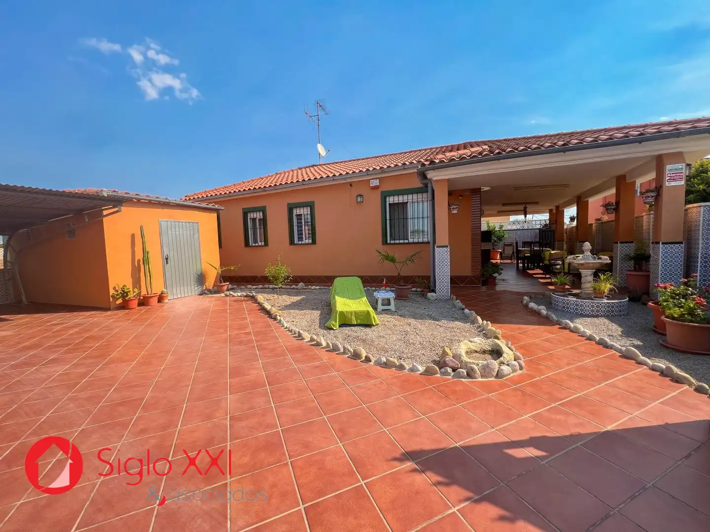 Vista exterior de Casa o chalet en venta en Vila-real con Aire acondicionado, Calefacción y Jardín privado