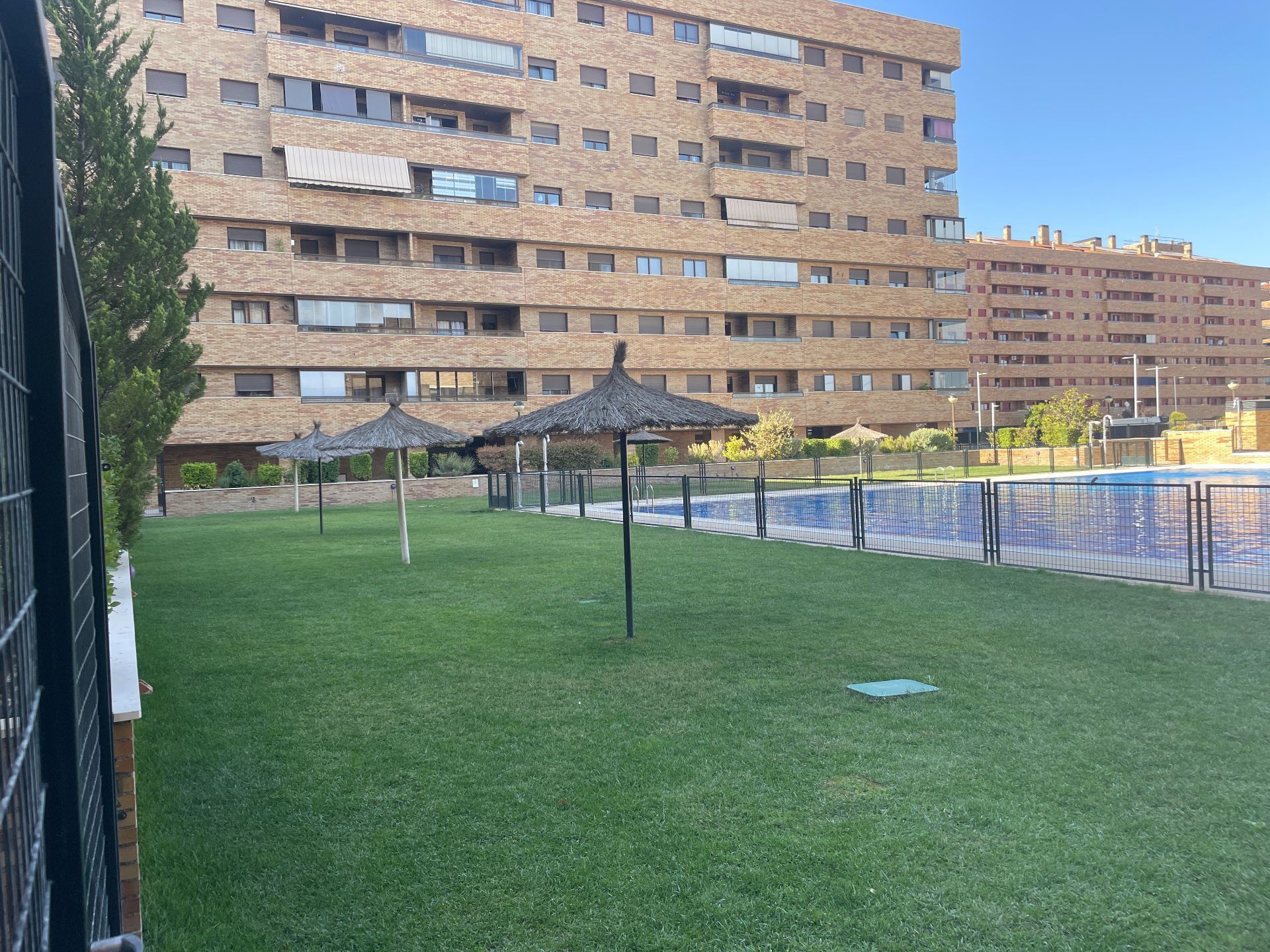 Piscina de Pis en venda en Seseña amb Aire condicionat, Calefacció i Terrassa