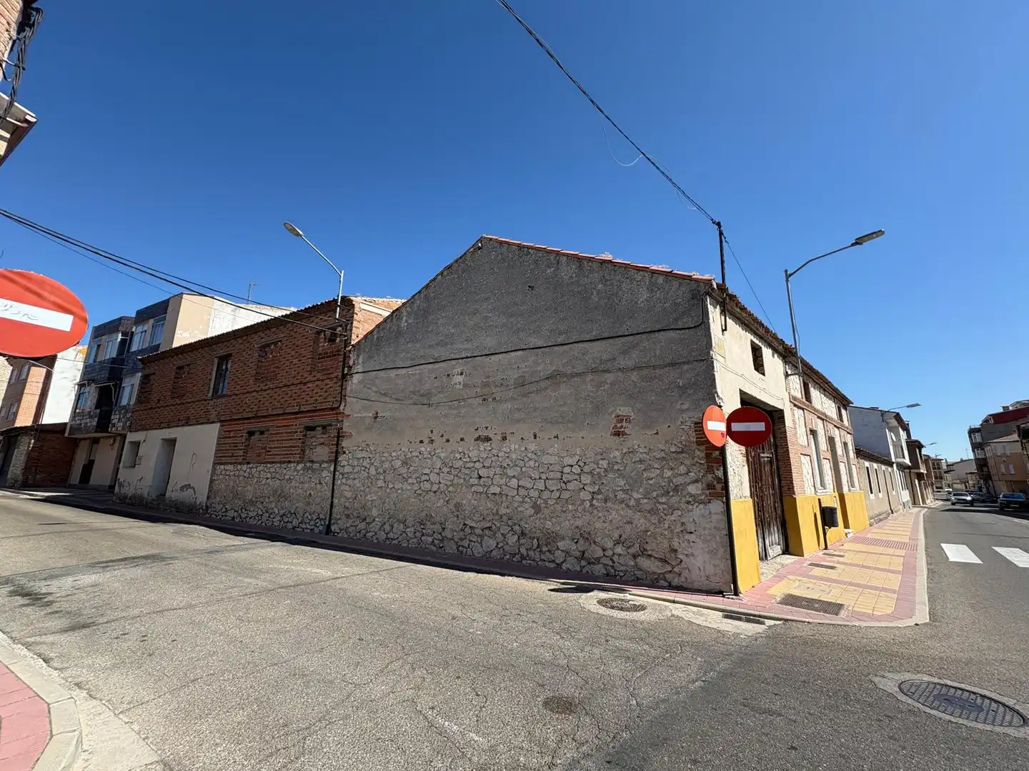 Vista exterior de Finca rústica en venta en Íscar con Calefacción, Jardín privado y Trastero