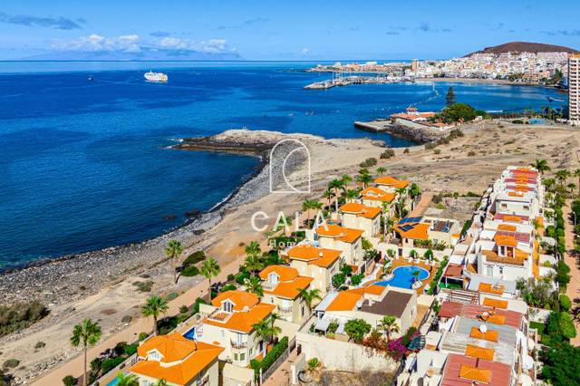 Casa-chalet en Venta en Juan Carlos I en Los Cristianos