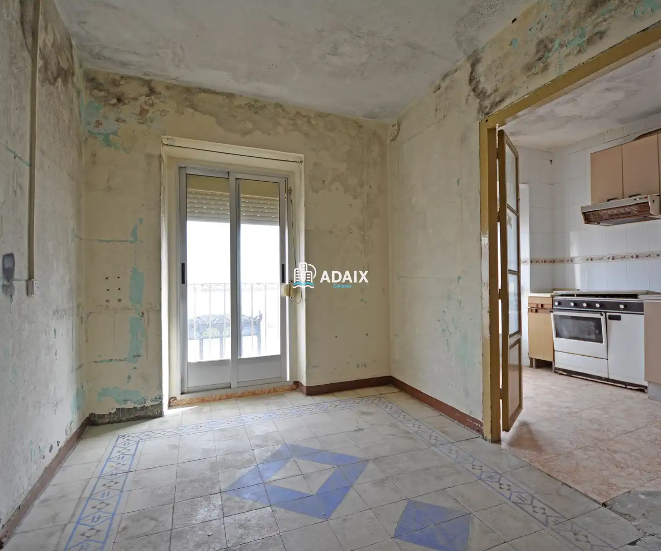 Bedroom of Buildings for sale in Cáceres