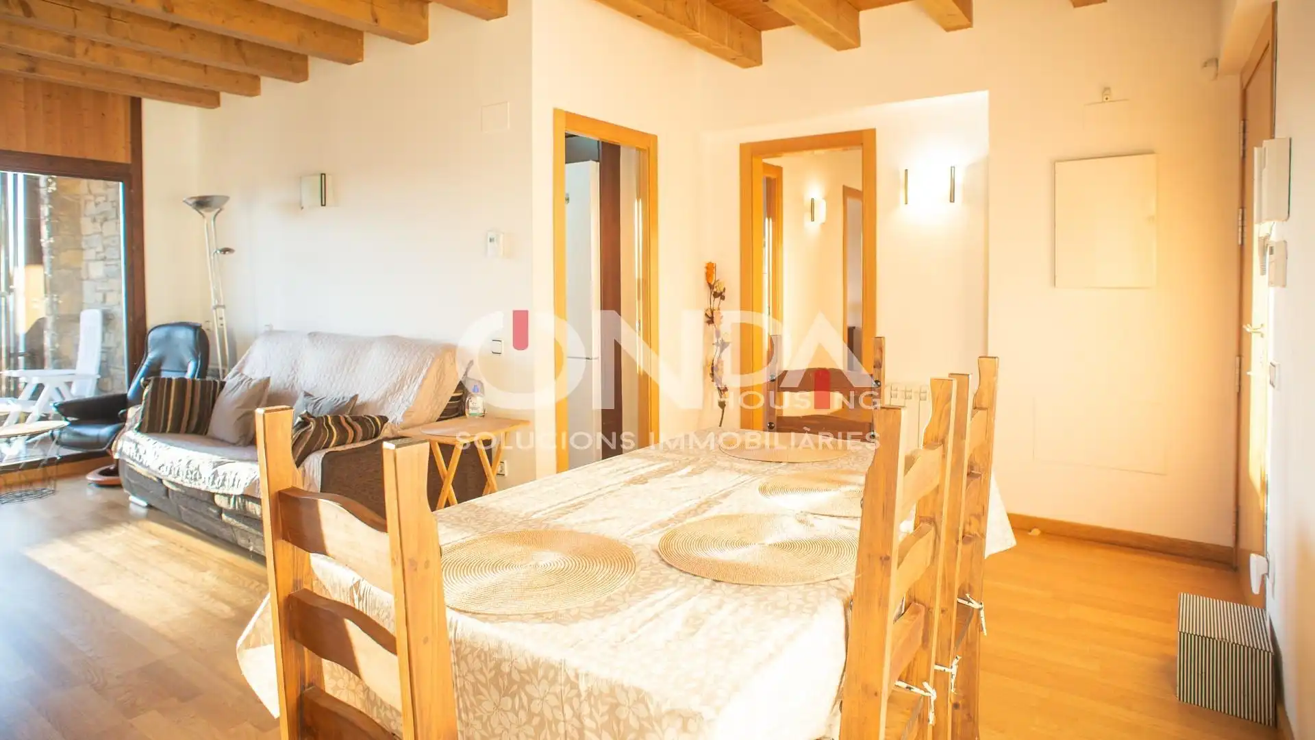 Comedor de Piso en venta en El Pont de Suert con Calefacción, Terraza y Amueblado