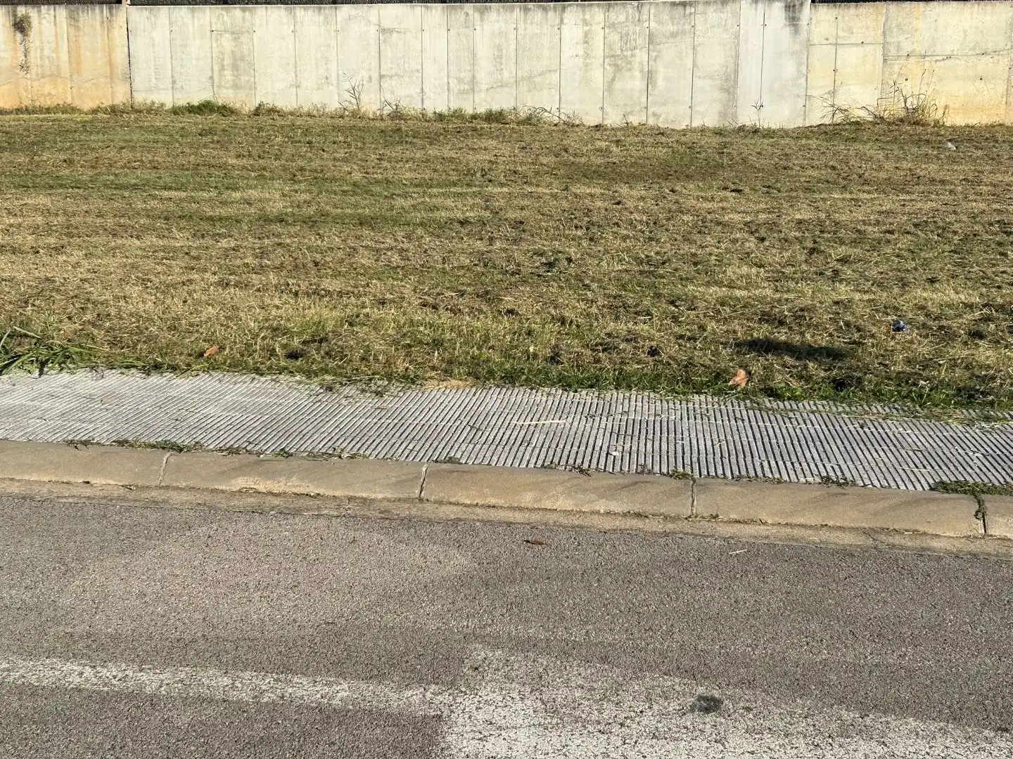 Residential land for sale in Miquel Martí i Pol 22