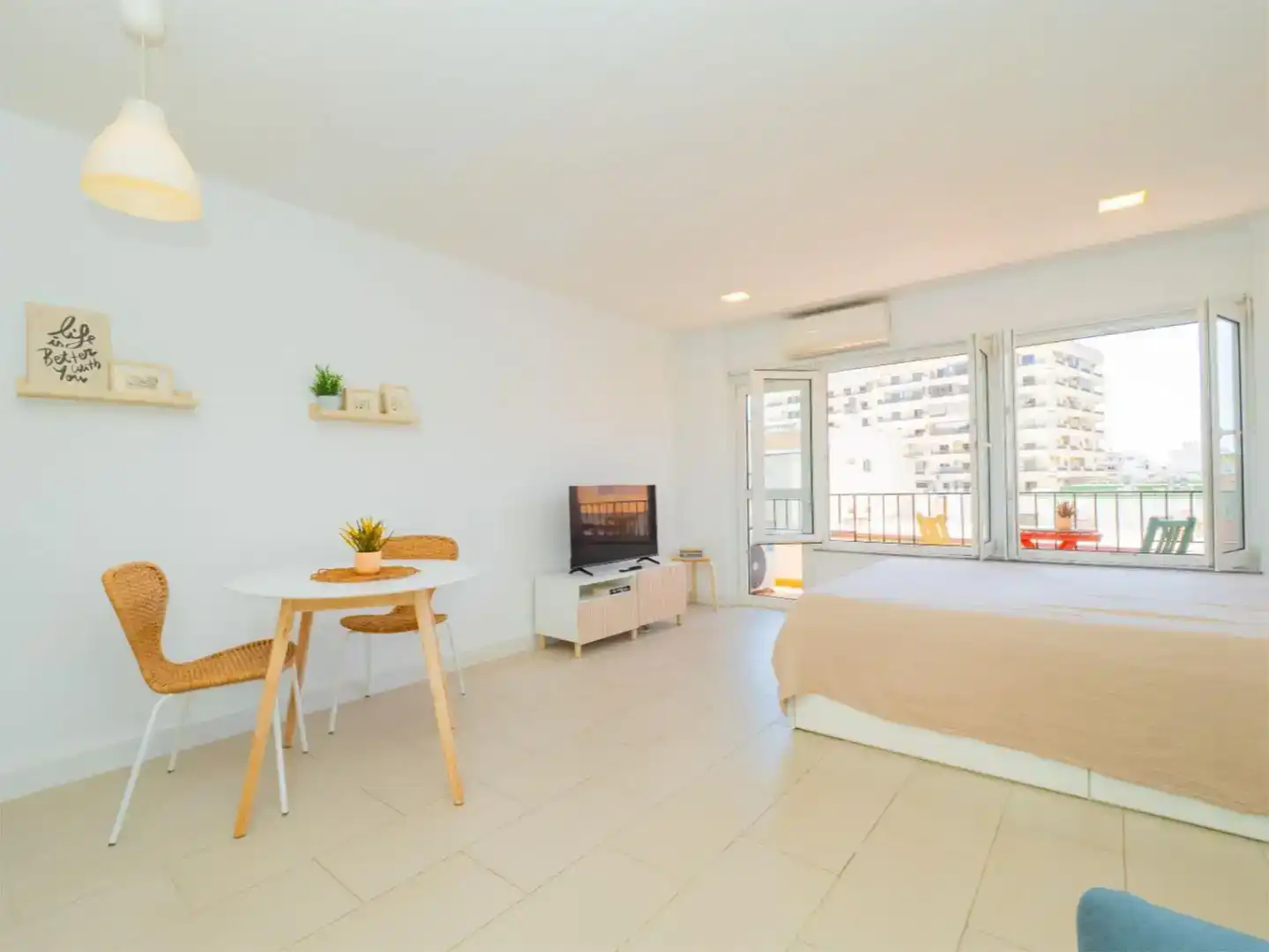 Außenansicht von Wohnung zur Miete in Fuengirola mit Klimaanlage, Möbliert und Balkon