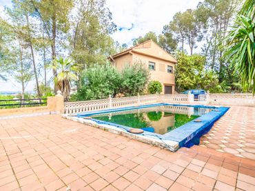 Chalet con piscina en venta en Alberic