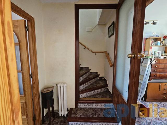 Casa adosada en Venta en Ripollès en Sant Joan - Vilarromà