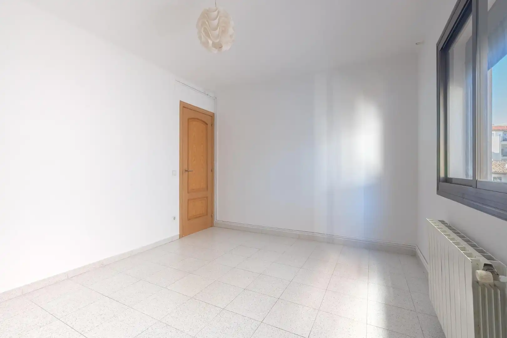 Bedroom of Flat for sale in Vilanova i la Geltrú  with Heating, Furnished and Balcony