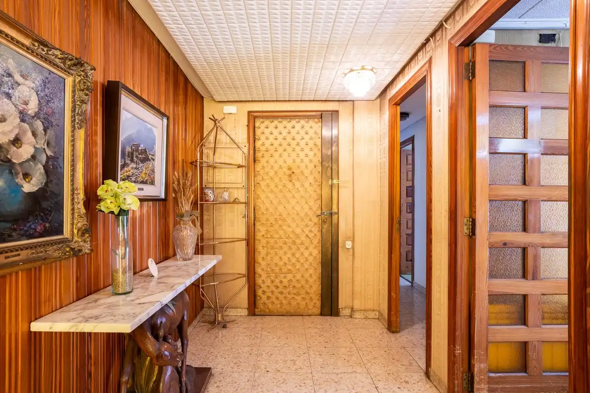Piso con terraza en venta en Carrer de Sant Vicent Màrtir, imagen 9