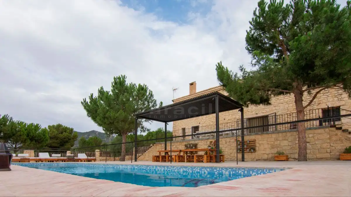 Piscina de Finca rústica en venta en Biar con Jardín privado, Terraza y Piscina
