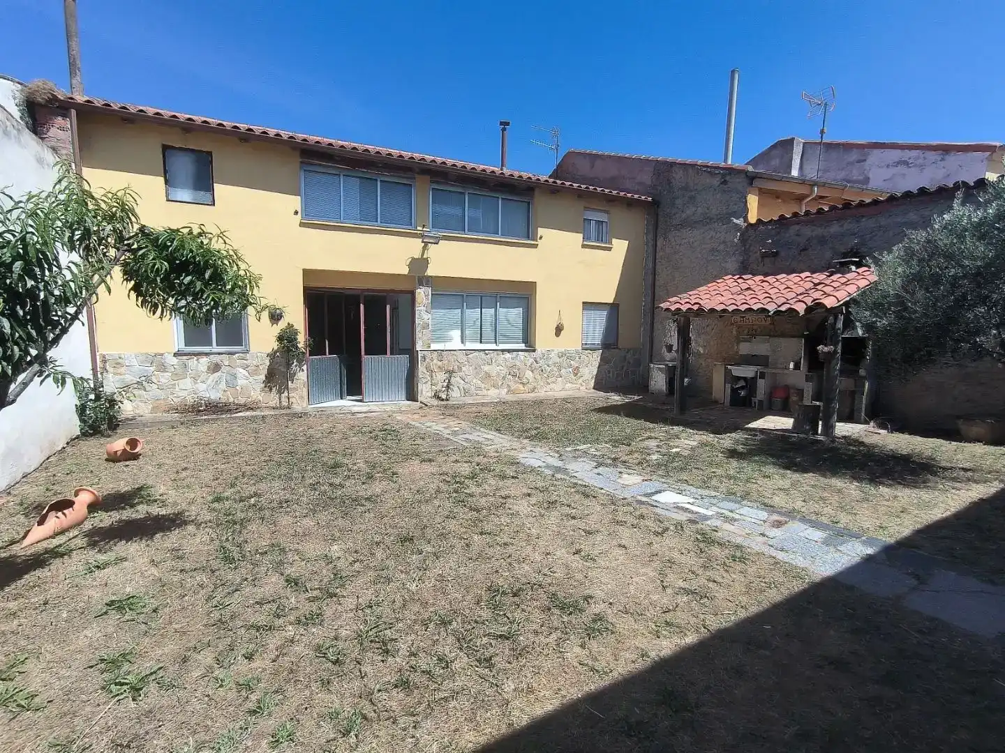 Casa adosada en venda a Calle Máximo Casado Carrera, 6, Santa Elena de Jamuz