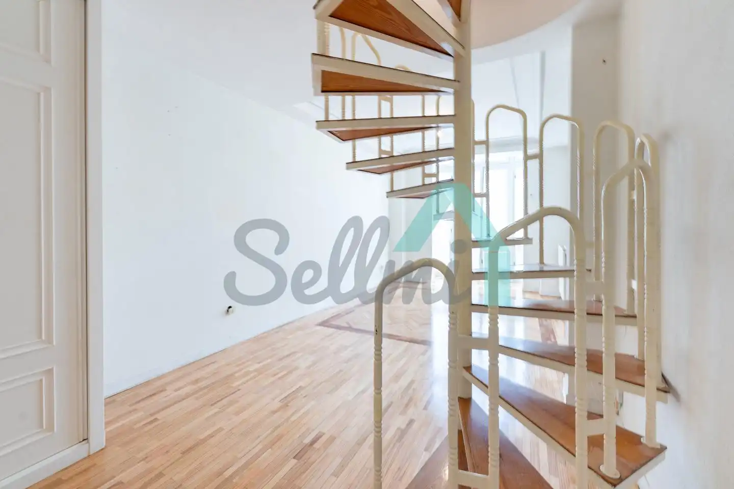 Dúplex en venta en Oviedo  con Calefacción y Parquet