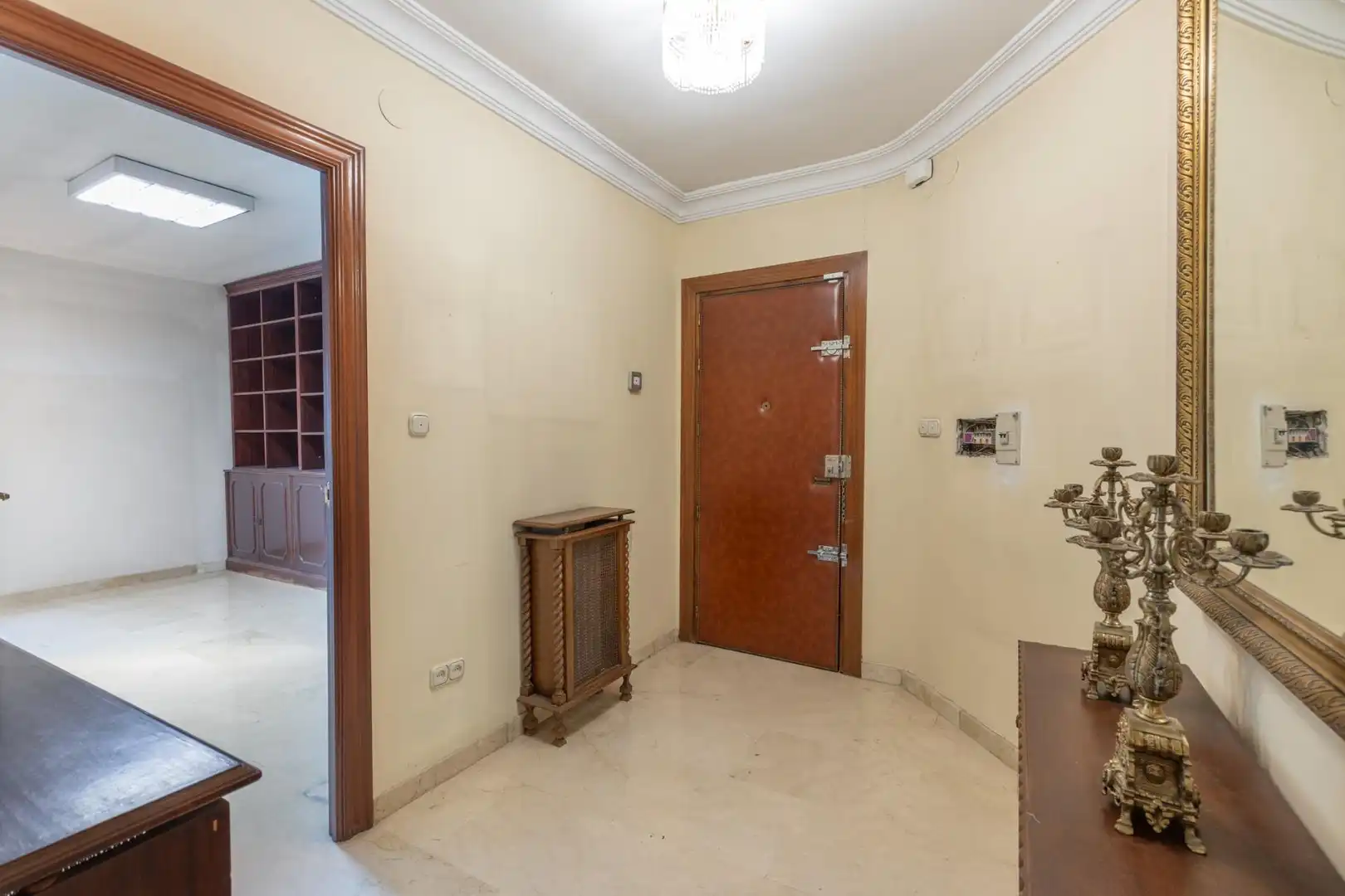 Piso con terraza en venta en PEDRO ANTONIO DE ALARCON, imagen 2