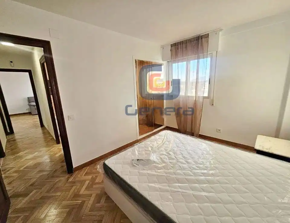 Dormitori de Pis en venda en Alicante / Alacant amb Parquet, Terrassa i Moblat