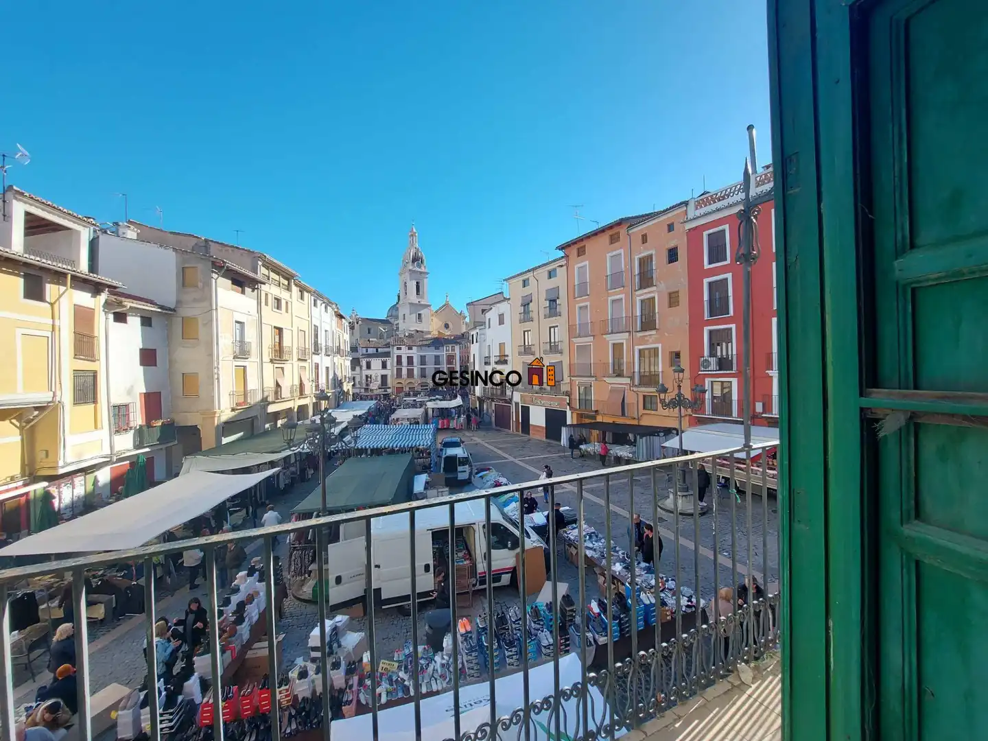 Vista exterior de Casa o xalet en venda en Xàtiva amb Terrassa