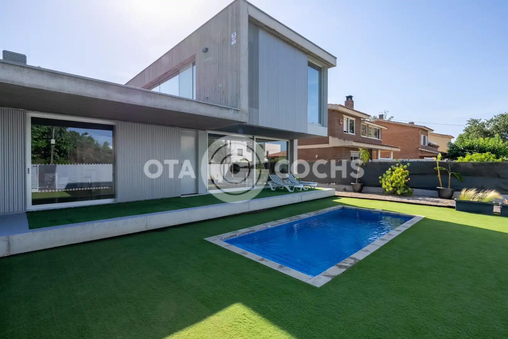 Vista exterior de Casa o xalet en venda en Cambrils amb Calefacció, Jardí privat i Terrassa