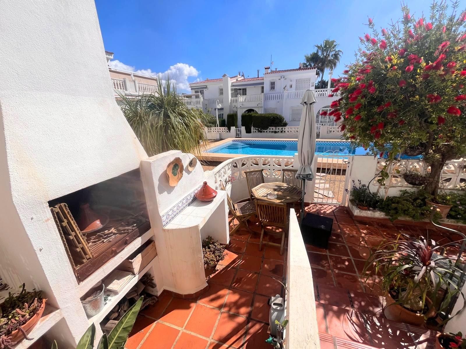 Vista exterior de Planta baixa en venda en La Nucia amb Calefacció, Jardí privat i Terrassa