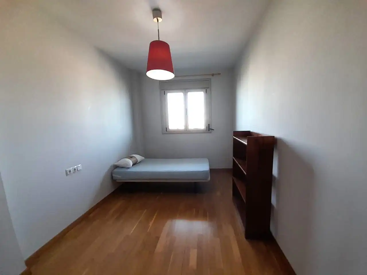 Habitación de Piso de alquiler en Málaga con Calefacción, Parquet y Lavadora