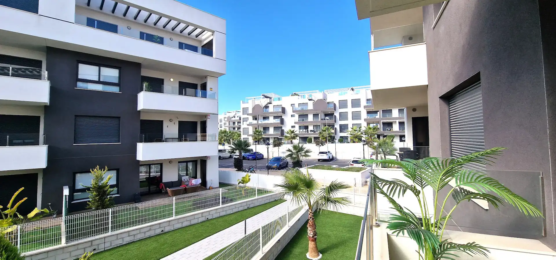 Vista exterior de Apartamento de alquiler en Orihuela con Aire acondicionado, Calefacción y Terraza