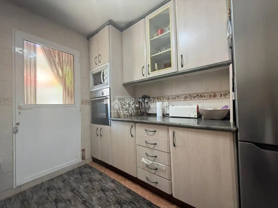 Kitchen of Houses for sale in Madrid  with Heating and Terrace