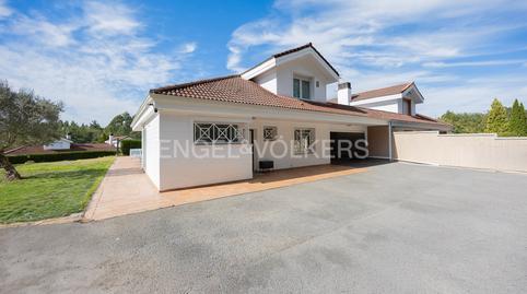 Foto 2 de Casa adosada en venda a Larrabetzu, Bizkaia