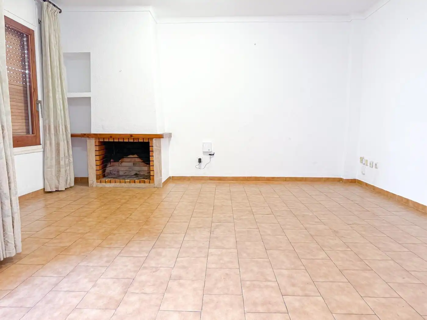 Mini appartamento con terrazza in vendita a Carrer Carrer Puig Rom, imagen 3