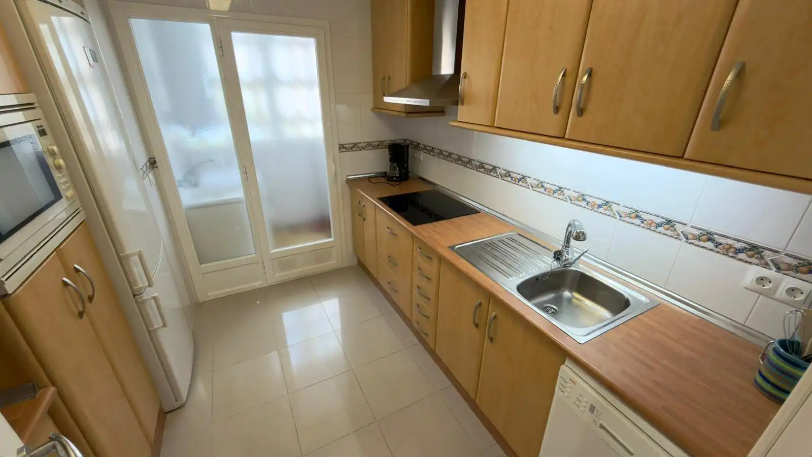 Küche von Wohnung zum Verkauf in Benidorm mit Klimaanlage, Heizung und Terrasse