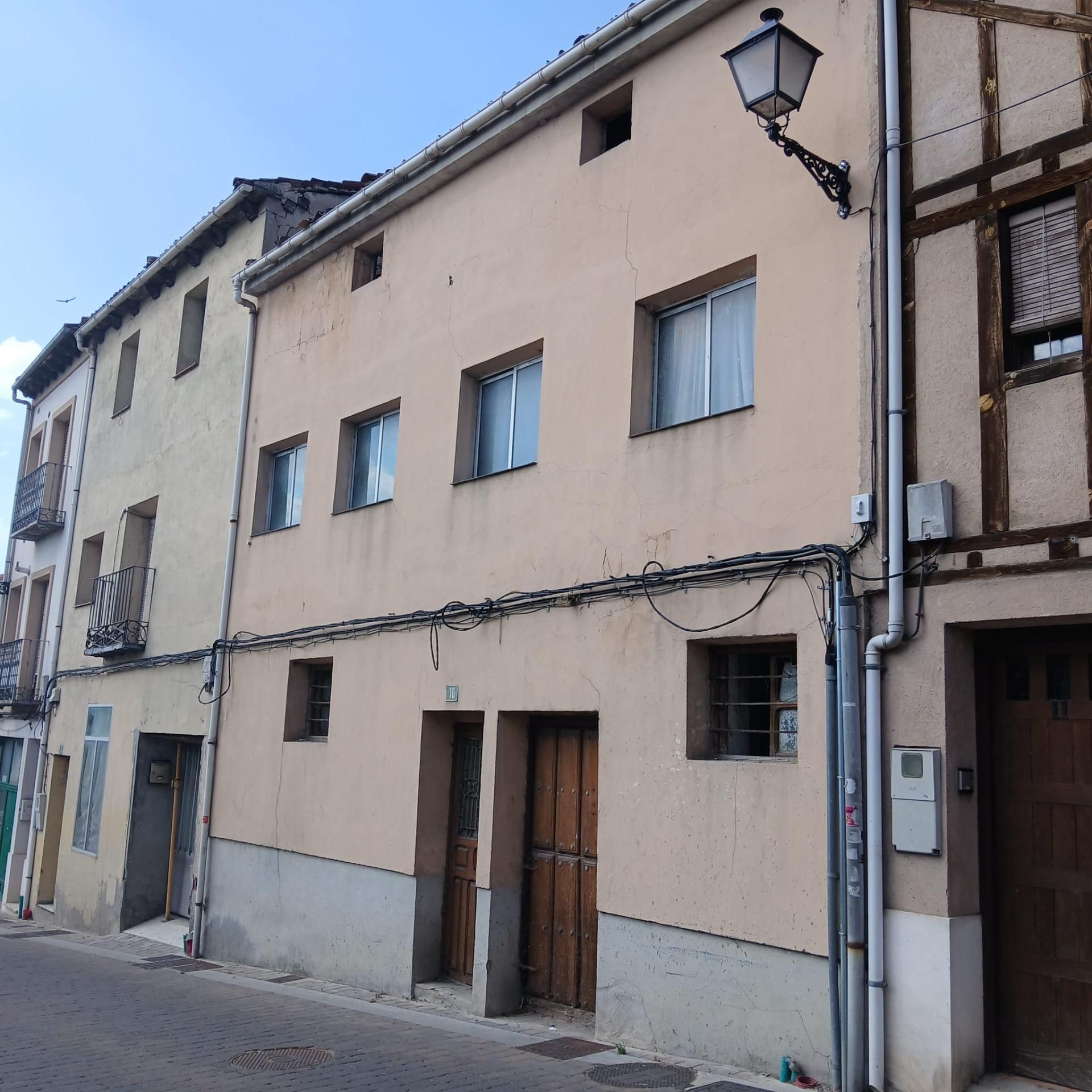 Exterior view of House or chalet for sale in Cuéllar  with Private garden