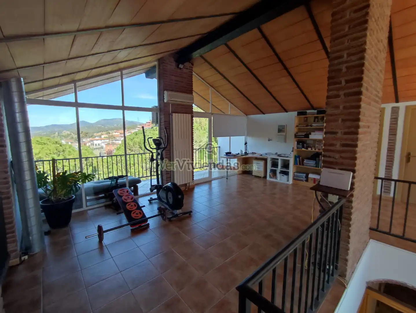 Sala d'estar de Casa o xalet en venda en Abrera amb Aire condicionat, Calefacció i Jardí privat