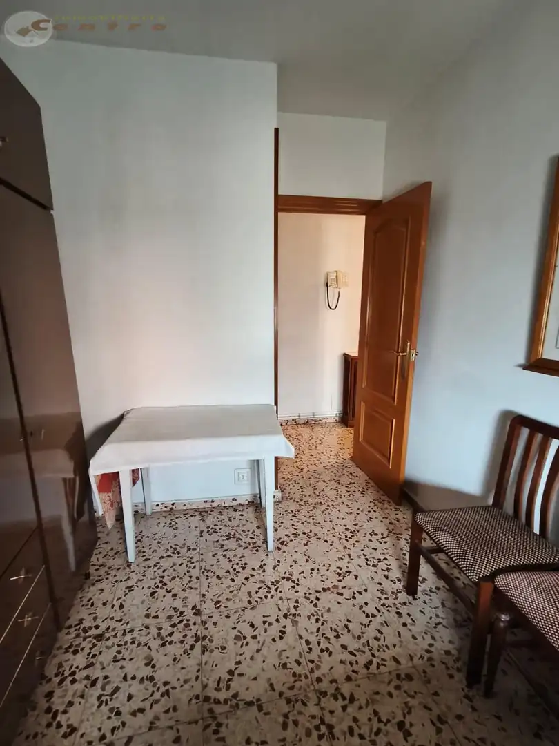 Habitación de Piso para compartir en Albacete con Calefacción, Amueblado y Balcón