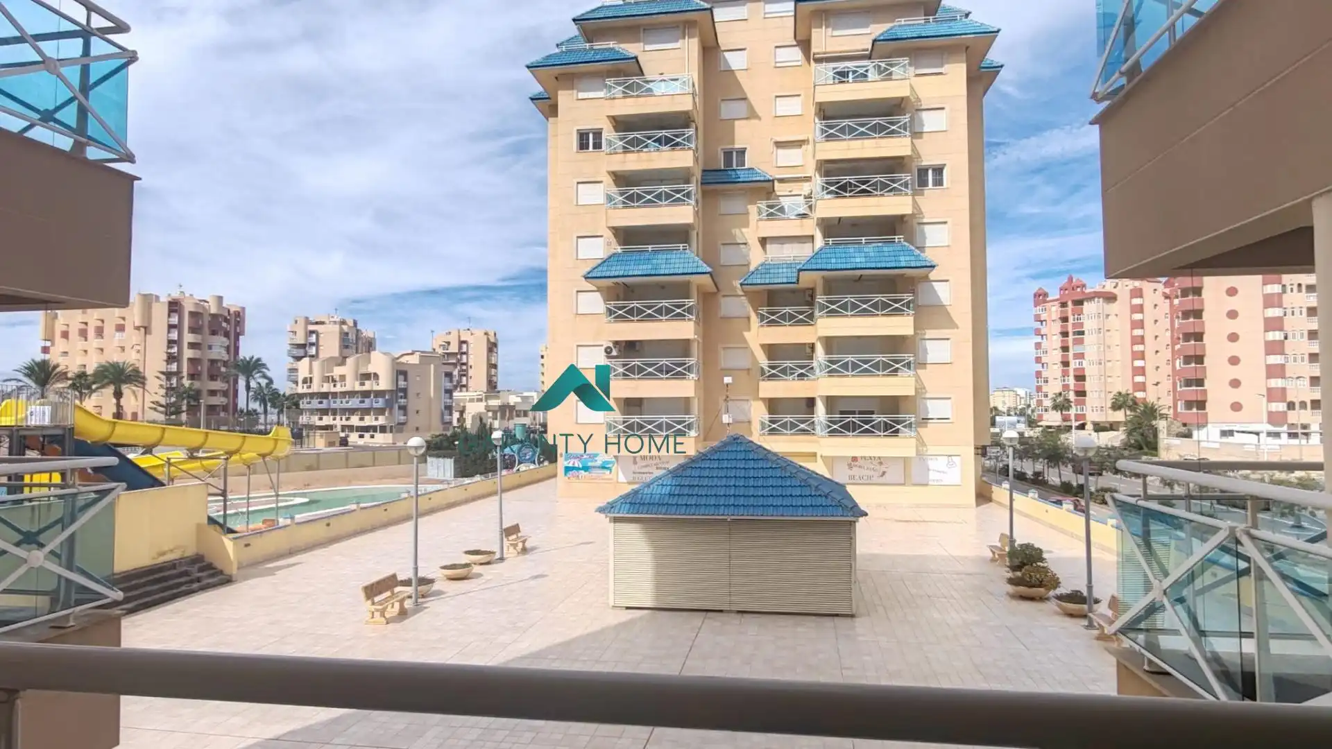 Vista exterior de Apartamento en venta en La Manga del Mar Menor con Aire acondicionado, Jardín privado y Terraza