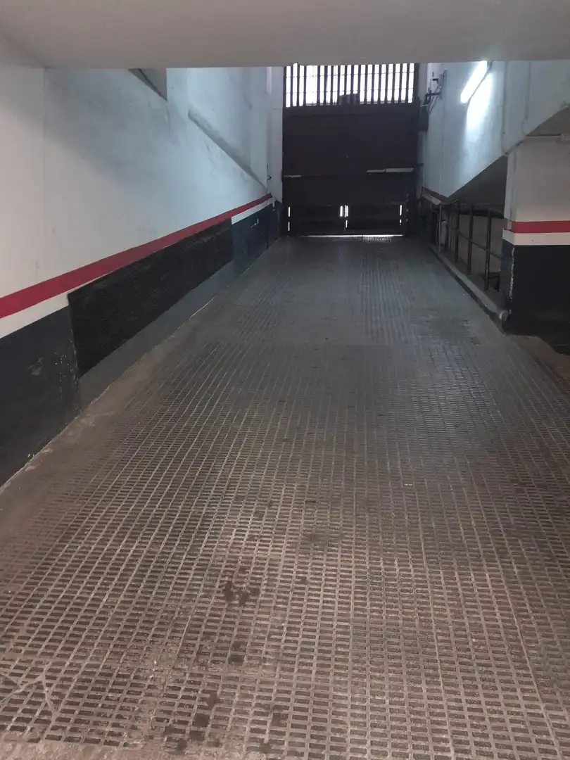 Einzelparkplatz zum Verkauf in Carrer de Felip II, imagen 17