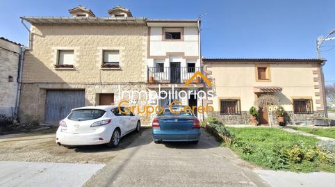 Foto 3 de Casa adosada en venta en Herramélluri, La Rioja