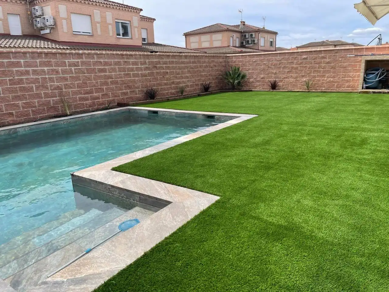 Piscina de Casa adosada en venta en Carranque con Aire acondicionado, Calefacción y Terraza
