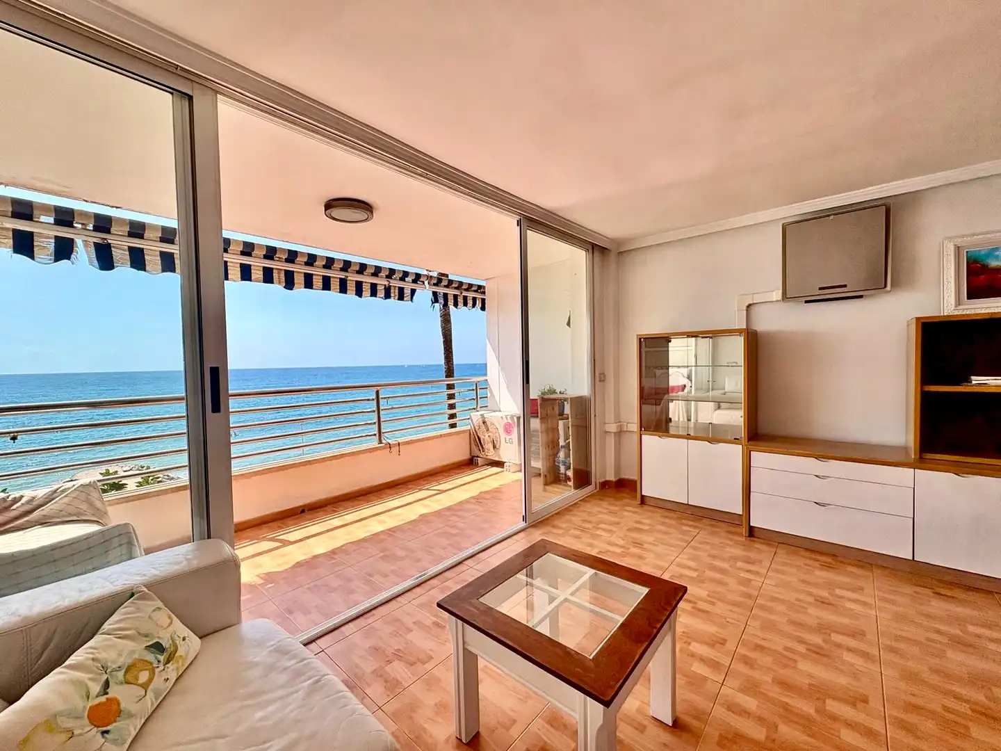 Piso con ascensor en venta en Carrer Sol Naixent, imagen 6
