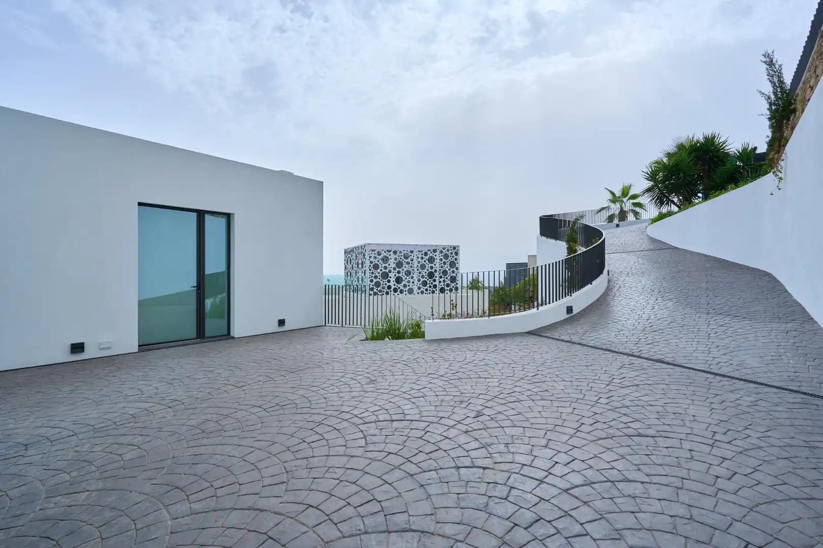 Vista exterior de Casa o xalet en venda en  Palma de Mallorca amb Aire condicionat, Jardí privat i Terrassa