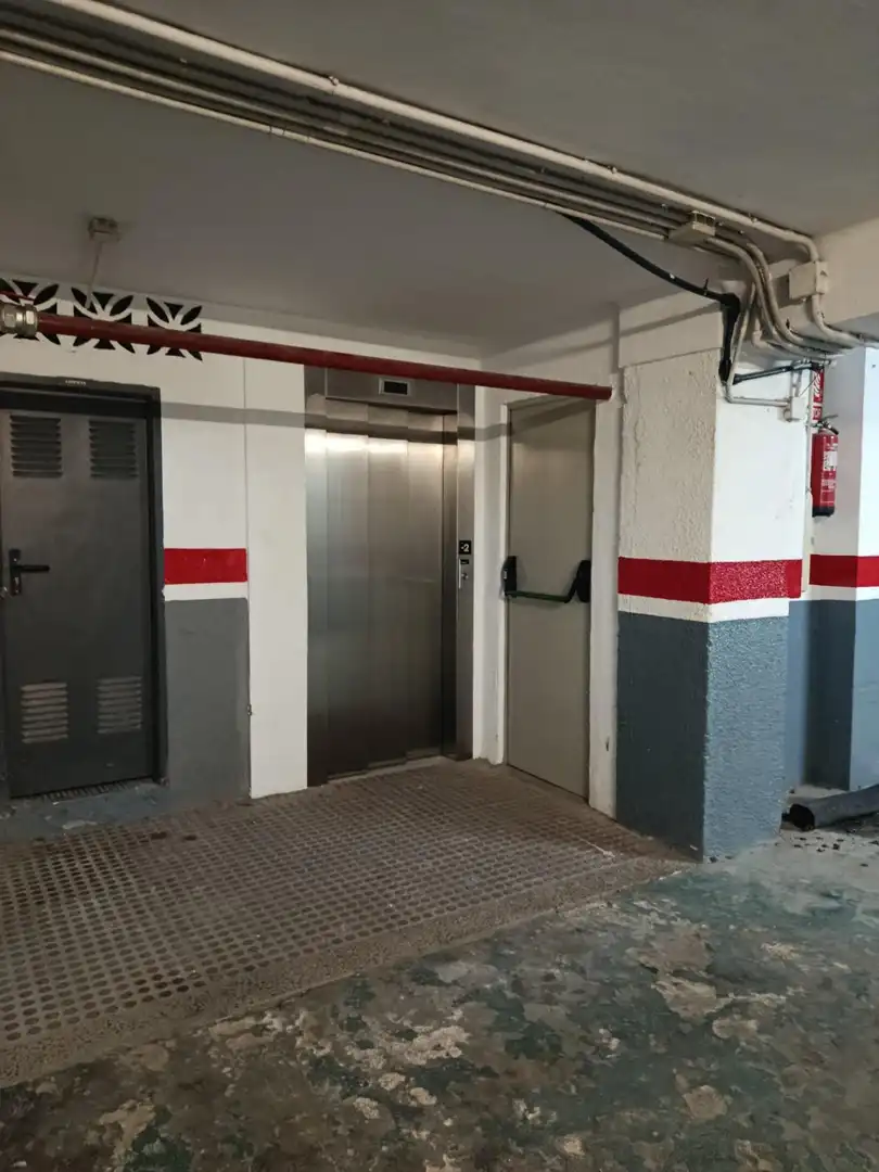 Wohnung zum Verkauf in Cádiz mit Klimaanlage