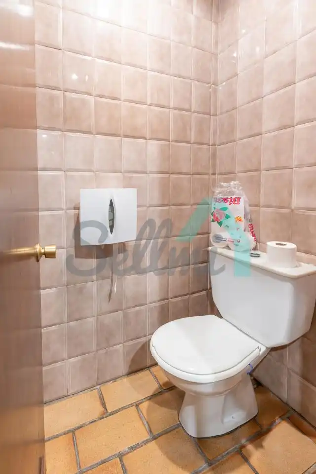 Baño de Local de alquiler en Noreña