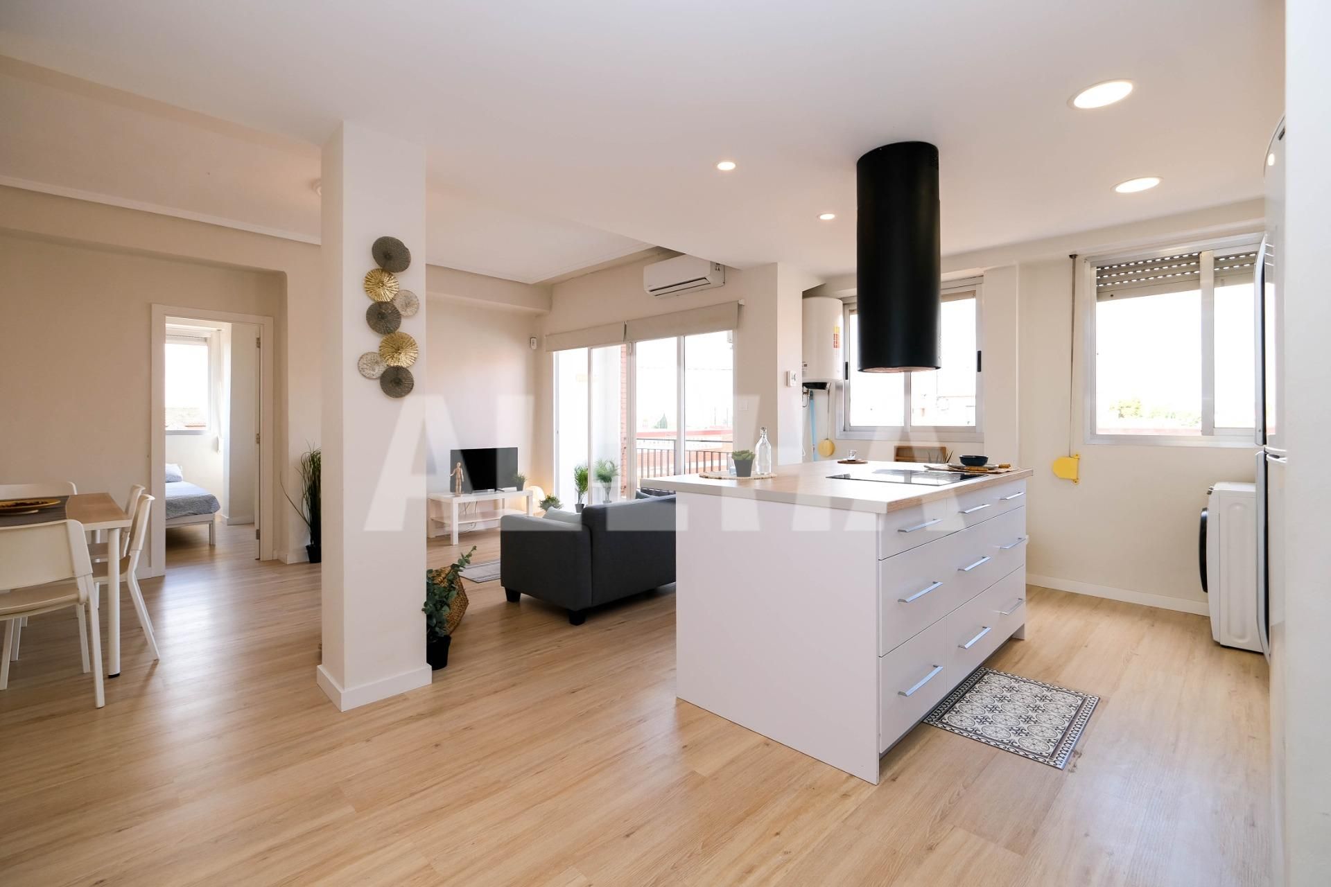 Living room of Flat for sale in Alfara del Patriarca  with Air Conditioner, Heating and Balcony